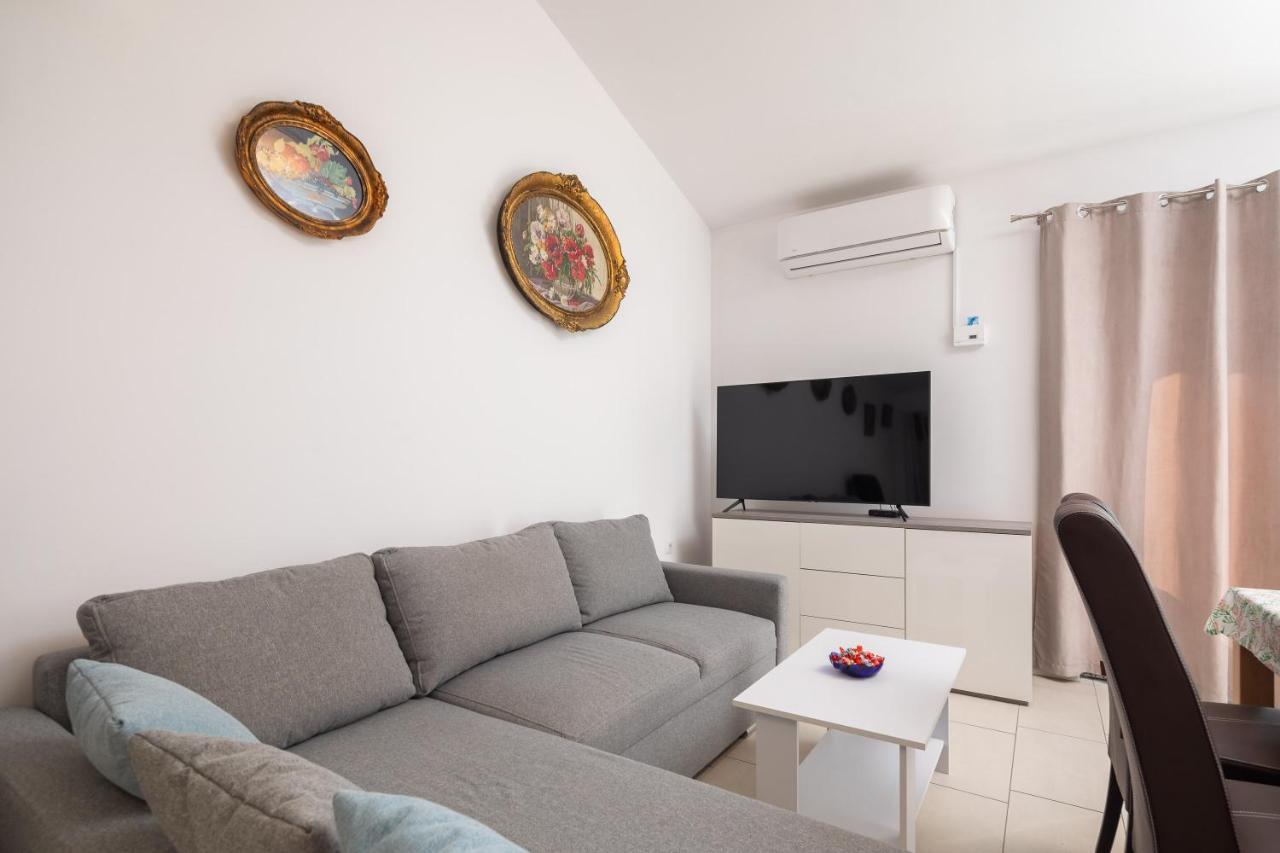 Apartman Prestige Jesenice (Split-Dalmatia)