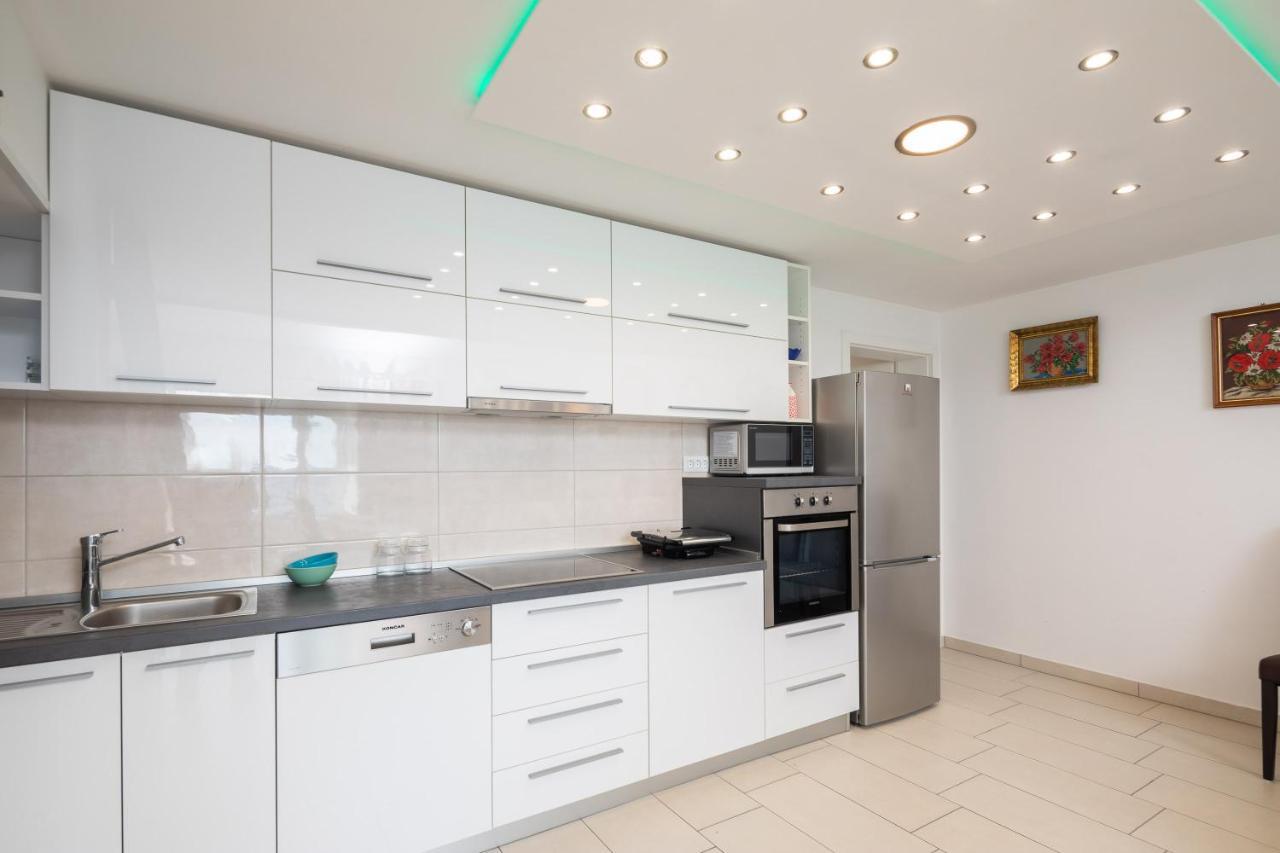 Prestige Jesenice (Split-Dalmatia)
